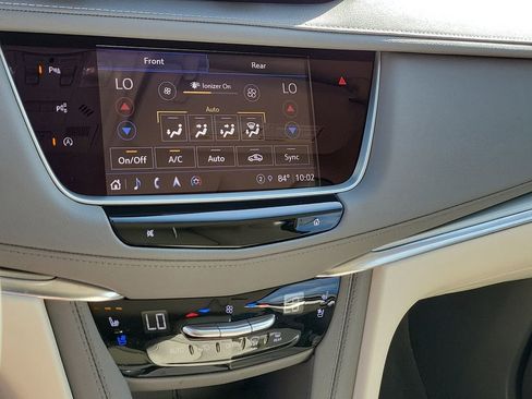 Certified 2023 Cadillac XT5 Premium Luxury w/ Technology Package image 27