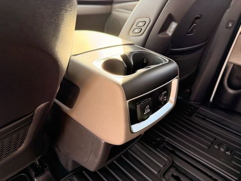 New 2026 Kia Carnival SX image 23