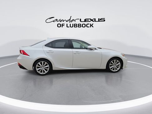 Used 2015 Lexus IS 250 RWD image 9
