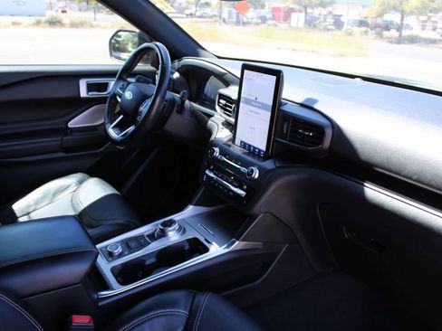 Used 2020 Ford Explorer ST w/ ST High-Performance Pack AWD/4WD image 19
