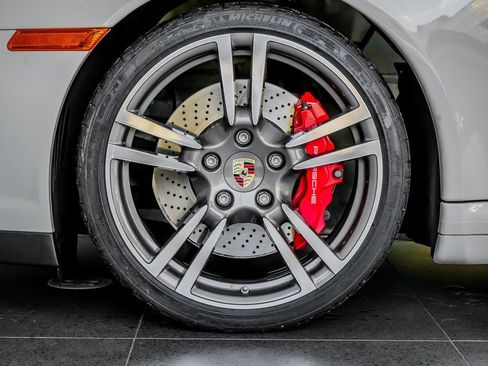 Used 2011 Porsche 911 Turbo image 11