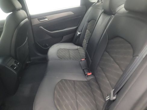 Used 2018 Hyundai Sonata Sport w/ Tech Package 05 FWD image 18