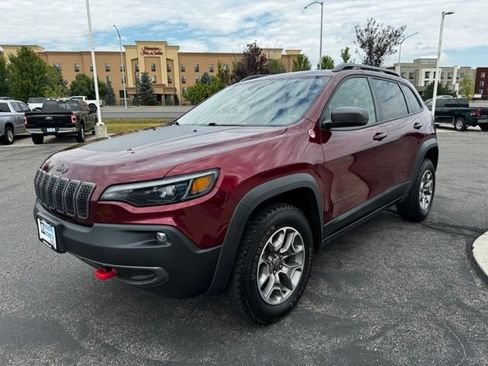 Used 2021 Jeep Cherokee Trailhawk w/ Trailer Tow Group AWD/4WD image 2