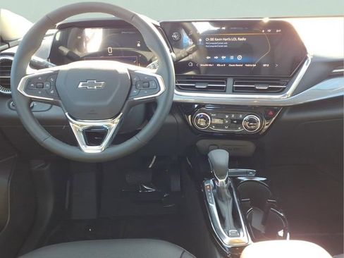 New 2026 Chevrolet Trax ACTIV w/ Driver Confidence Package image 15