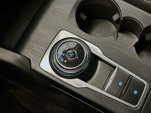 Used 2025 Ford Escape Active image 25