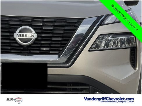 Used 2021 Nissan Rogue SL FWD image 8