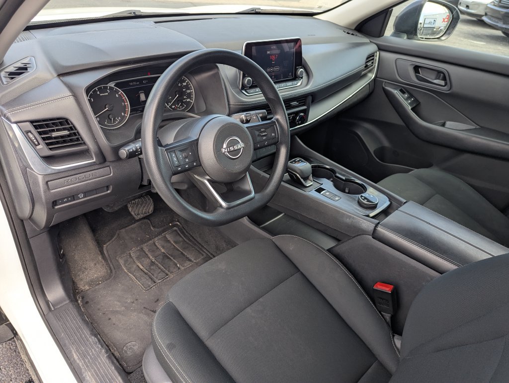 Used 2024 Nissan Rogue S AWD/4WD image 23