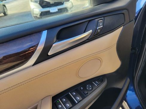 Used 2017 BMW X3 xDrive28i image 6