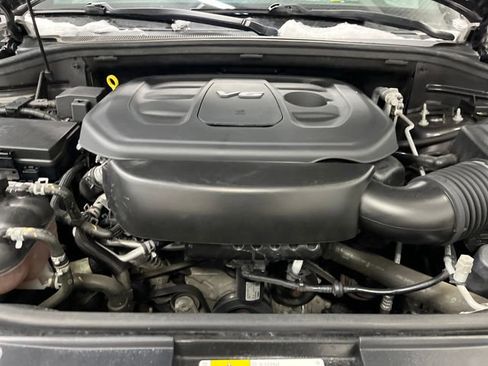 Used 2019 Jeep Grand Cherokee Laredo image 30