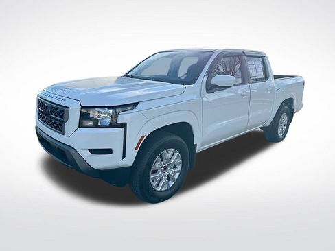 Used 2023 Nissan Frontier SV w/ Technology Package image 3