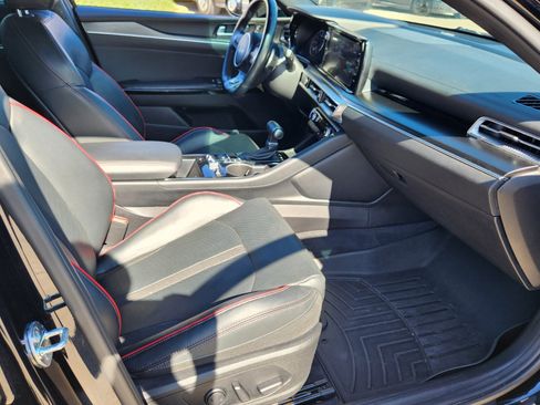 Used 2023 Kia K5 GT w/ GT1 Package image 11