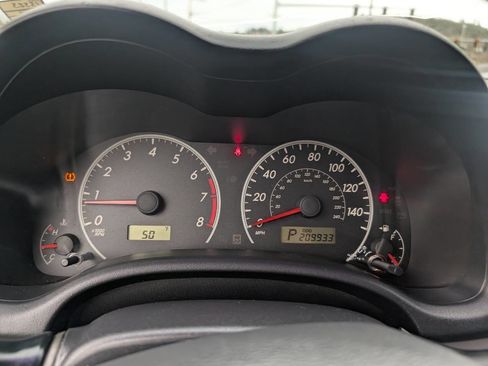 Used 2011 Toyota Corolla LE image 9