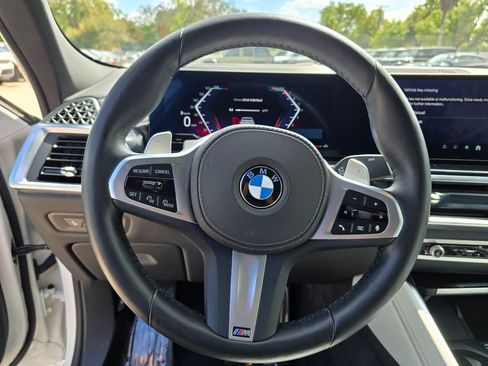 Used 2026 BMW X6 xDrive40i AWD/4WD image 18