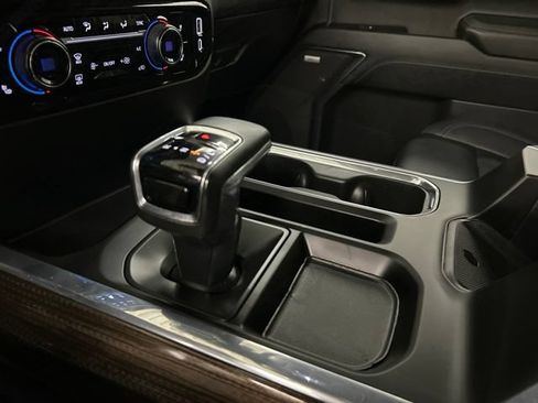 Used 2024 Chevrolet Silverado 1500 RST AWD/4WD image 19