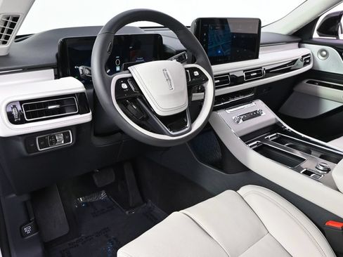 New 2026 Lincoln Aviator Reserve AWD/4WD image 12