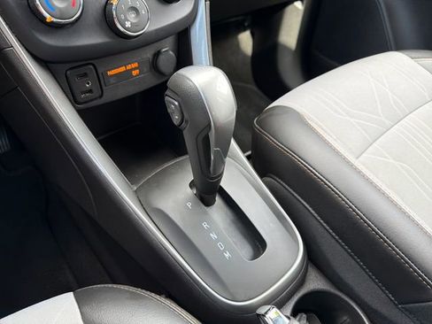 Used 2019 Chevrolet Trax LT w/ Driver Confidence Package image 15