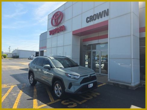 Used 2023 Toyota RAV4 XLE FWD image 1