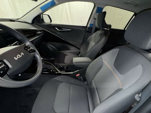 New 2026 Kia Niro LX FWD image 14