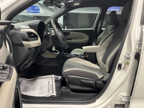 Used 2026 Subaru Forester AWD/4WD image 12