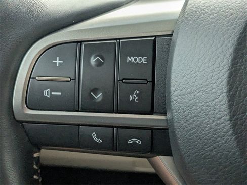 Used 2022 Lexus GX 460 Premium w/ Premium Package image 28