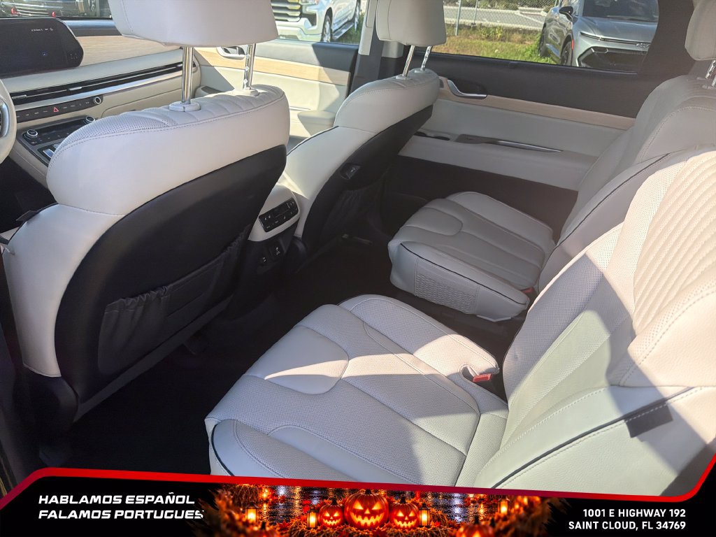 Used 2024 Hyundai Palisade Limited AWD/4WD image 24