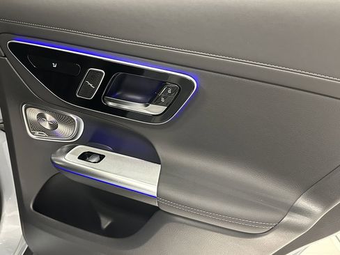 New 2026 Mercedes-Benz GLC 300 image 18