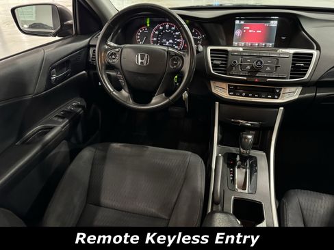 Used 2014 Honda Accord Sport image 4