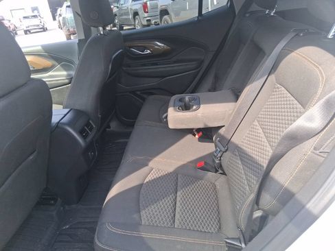Used 2019 GMC Terrain SLE w/ Driver Convenience Package FWD image 17