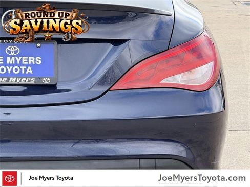 Used 2018 Mercedes-Benz CLA 250 image 9