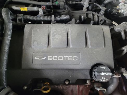 Used 2020 Chevrolet Trax LS w/ Tint and Cruise Package image 30