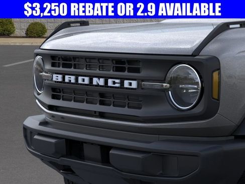 New 2025 Ford Bronco 4-Door image 19