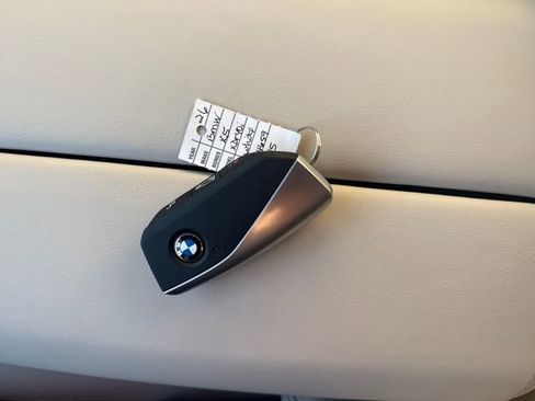 New 2026 BMW X5 xDrive40i w/ Executive Package image 27