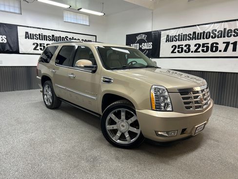 Used 2009 Cadillac Escalade 4WD Hybrid image 1