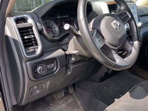 Used 2021 RAM 1500 Laramie AWD/4WD image 11