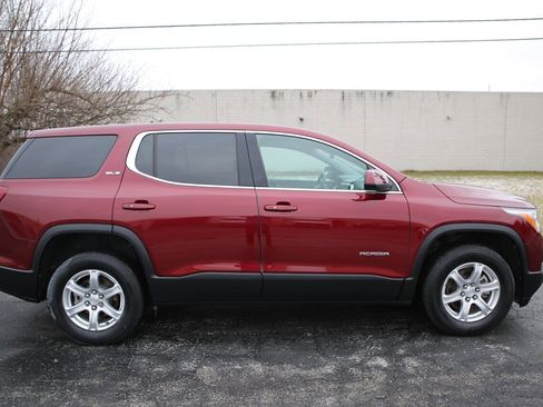 Used 2018 GMC Acadia SLE w/ LPO, Floor Liner Package image 4