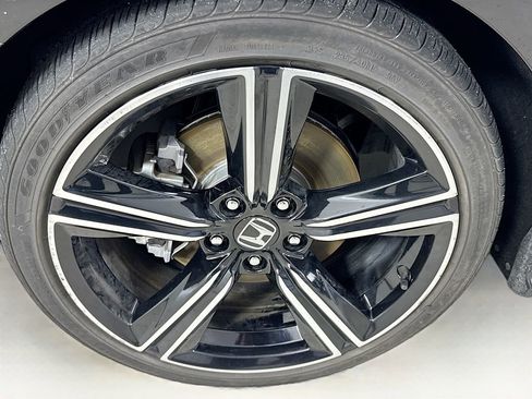 Used 2023 Honda Accord Sport image 40