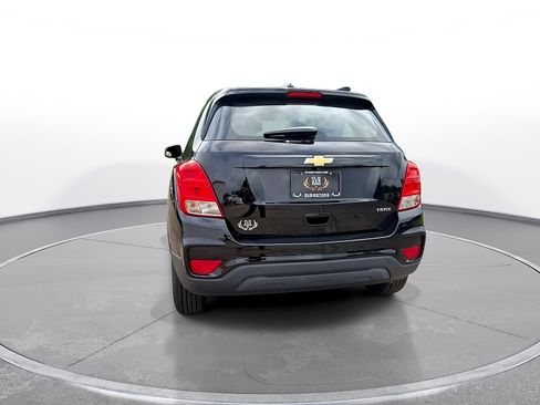Used 2017 Chevrolet Trax LS FWD image 6