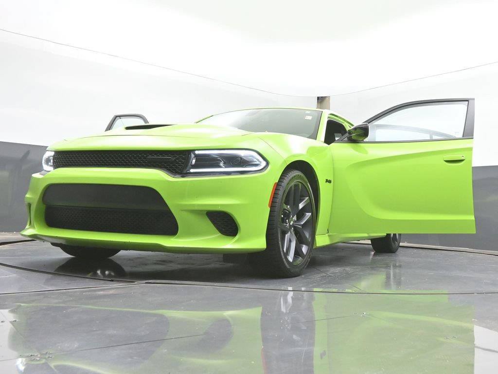 Used 2023 Dodge Charger R/T w/ Blacktop Package RWD image 49