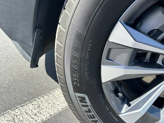 Certified 2026 Chevrolet Equinox LT AWD/4WD image 15