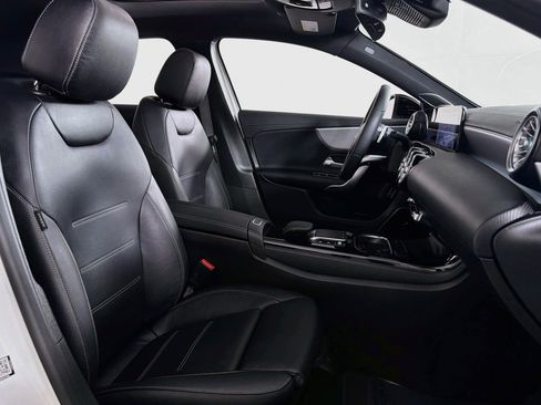 Certified 2021 Mercedes-Benz A 220 image 7