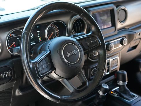 Used 2021 Jeep Wrangler Unlimited Sport AWD/4WD image 14