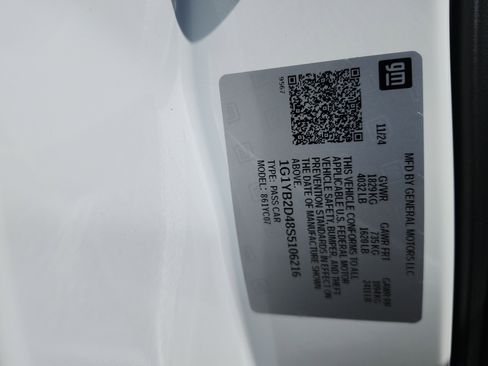 Used 2025 Chevrolet Corvette Stingray Preferred Cpe w/ 2LT image 26