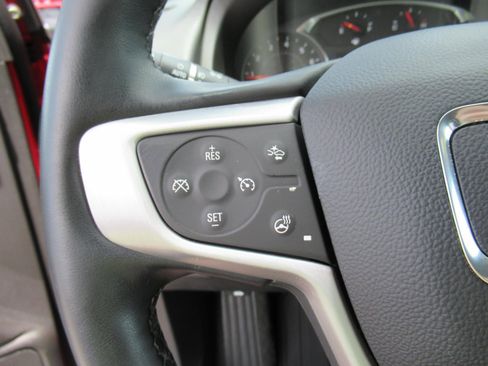 Used 2024 GMC Terrain SLT w/ Infotainment Package II AWD/4WD image 23