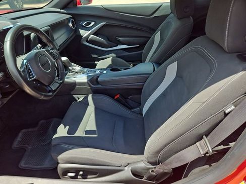 Used 2023 Chevrolet Camaro LT RWD image 17