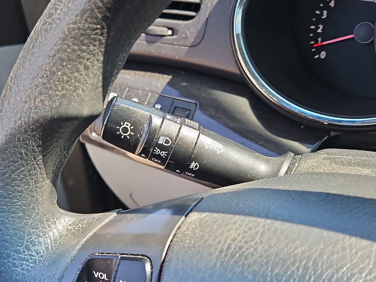 Used 2011 Kia Sorento 2WD w/ Convenience Pkg image 25