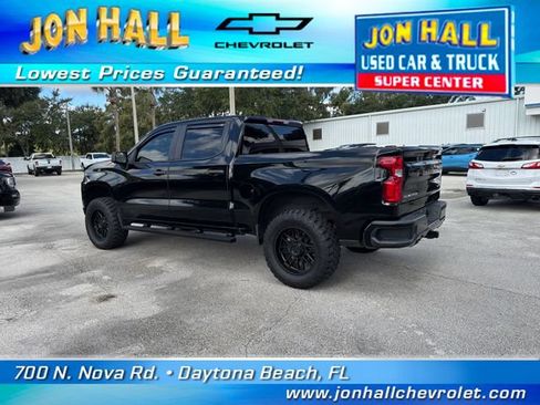Used 2021 Chevrolet Silverado 1500 Custom Trail Boss w/ Safety Confidence Package AWD/4WD image 8