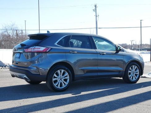 Used 2019 Ford Edge Titanium w/ Cold Weather Package image 8