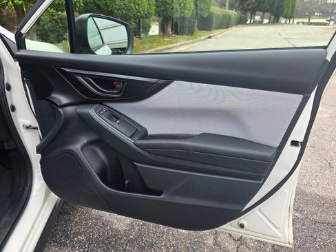 Used 2020 Subaru Crosstrek 2.0i Premium image 33