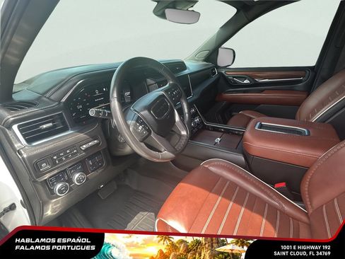 Used 2023 GMC Yukon Denali Ultimate AWD/4WD image 13