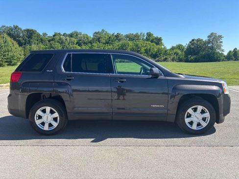 Used 2014 GMC Terrain SLE FWD image 2
